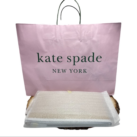 ✨Kate Spade Clutch large (PICNIC IN THE PARK) NWT PERFECT No longer available - Picture 6 of 6